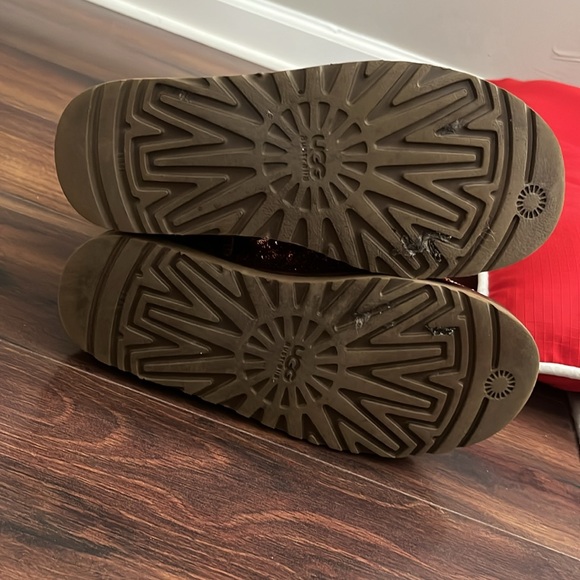 Sequin Uggs - Picture 3 of 5